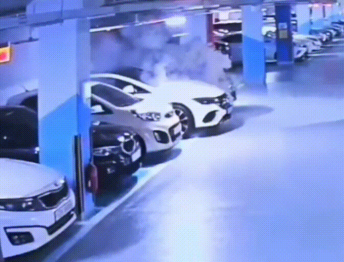 인천 청라아파트  CCTV.gif