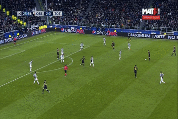 토트넘 중앙 투입.gif