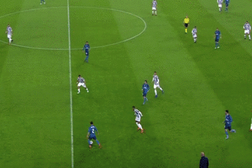 6번 카세미루 3.gif