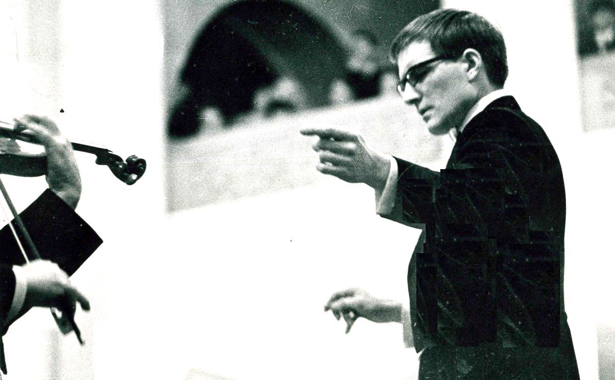 Shostakovich Maxim - Cond. - 002.jpg