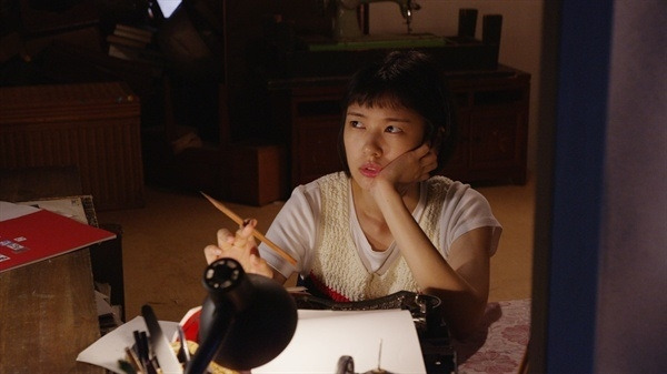 IE002026915_STD (1).jpg