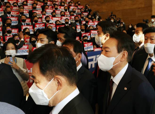 다운로드 (7).jpg