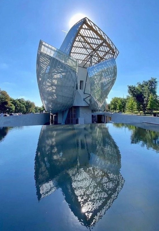 루이비통 미술재단 공식이미지 2025.jpg