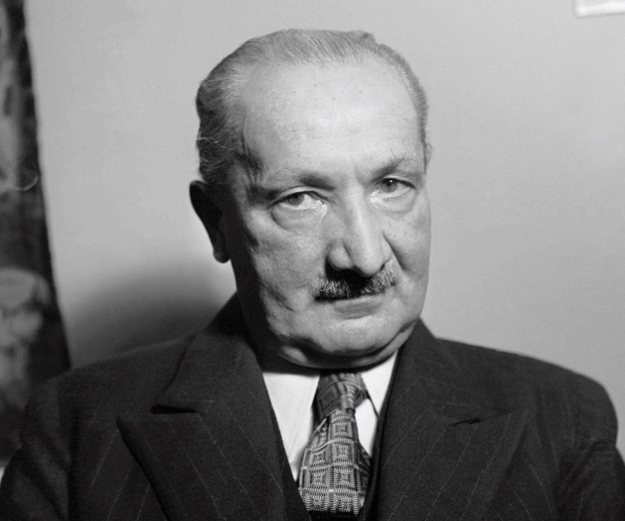 heidegger2.jpg