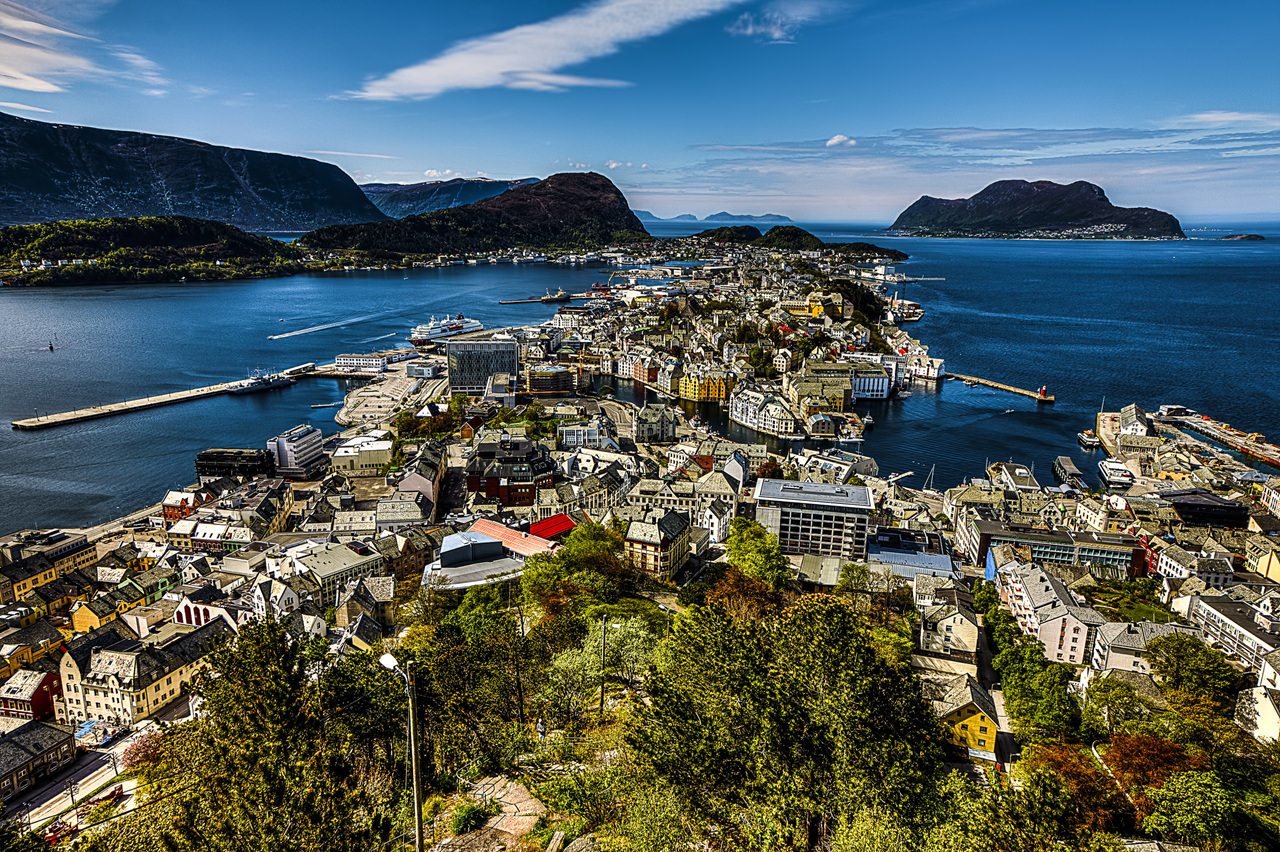 040110-Alesund.jpg