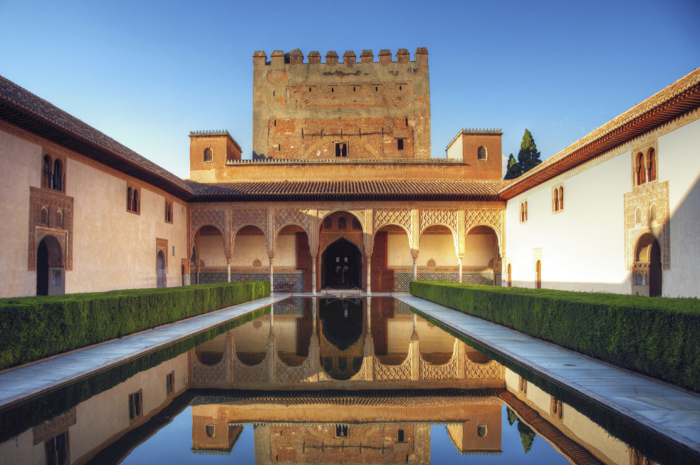 alhambra-palace-granada-spain-2.jpg