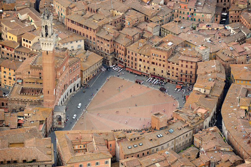 51-piazza_del_campo.jpg