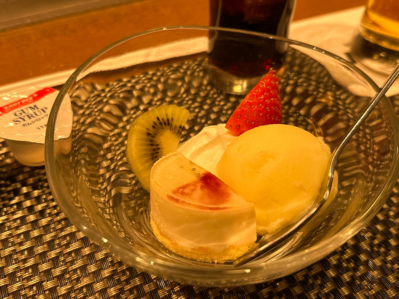 스테이크 후 디저트.jpg