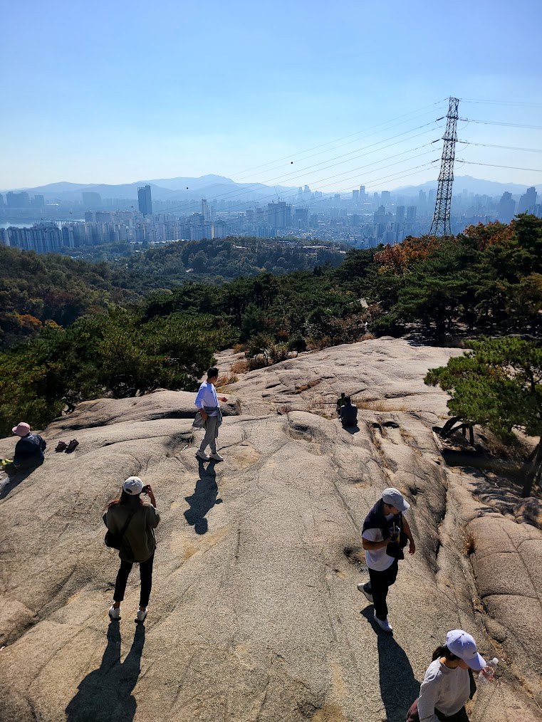 아차산과 용마산이 너를 부른다 해도 삽화1.jpg