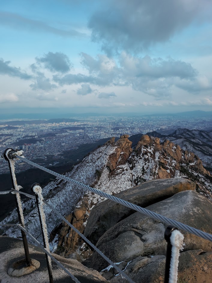 북한산 원효봉부터 백운대까지 꽃길과 눈길4-22.jpg