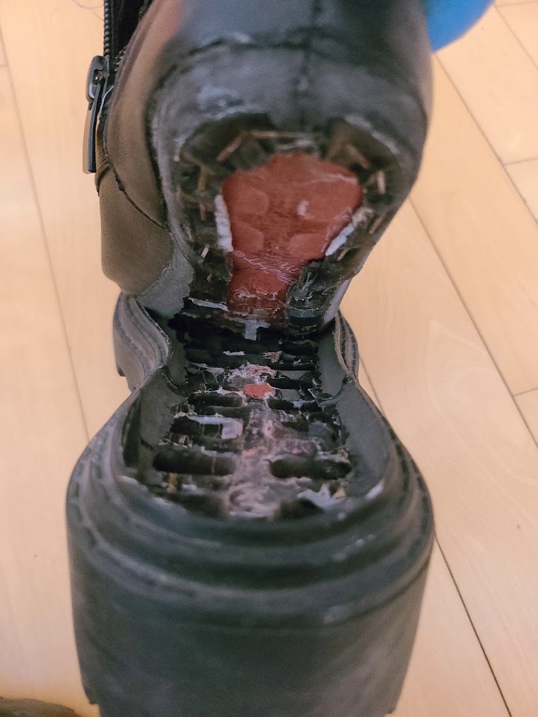 영원치 못한 가짜 가죽과 신발의 지옥 3-1.jpg