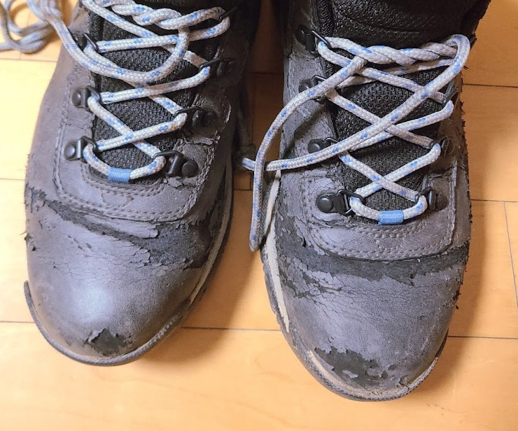 어떤 등산화를 얼마에 삽화2.jpg