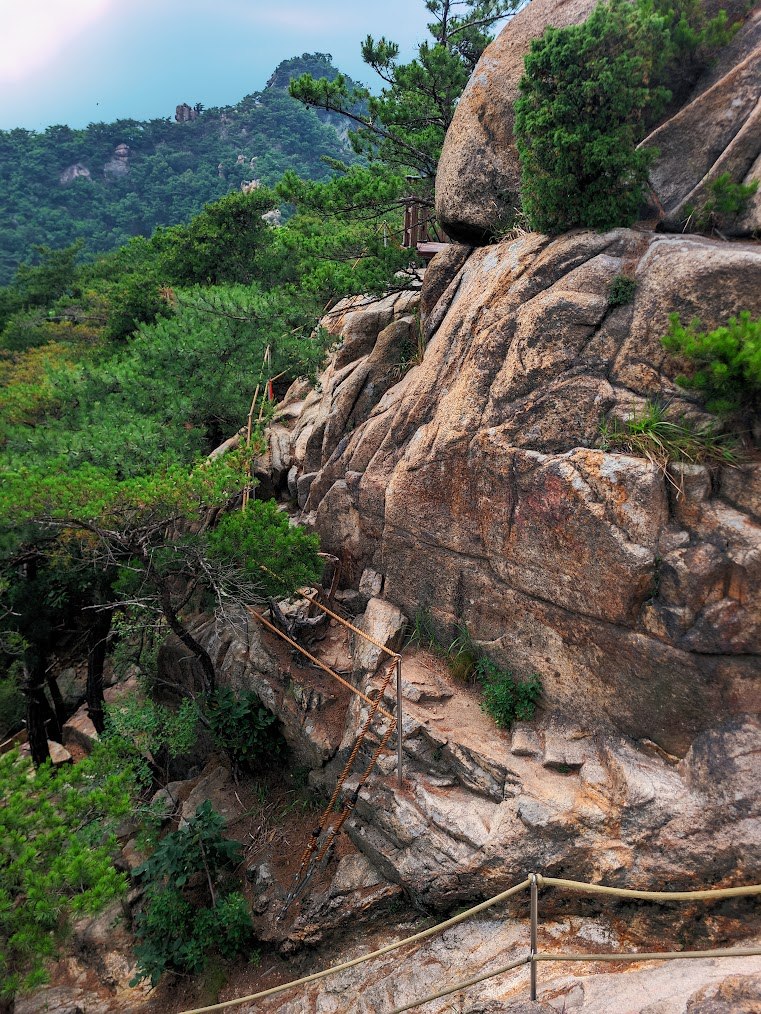 불곡산의 두 가지 맛과 송림 등산화2-2.jpg