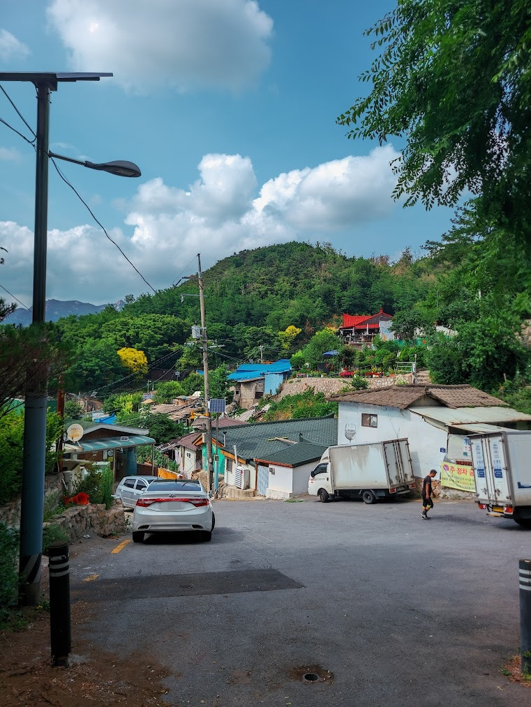 안산과 인왕산의 가깝지만 신나는 길6.jpg