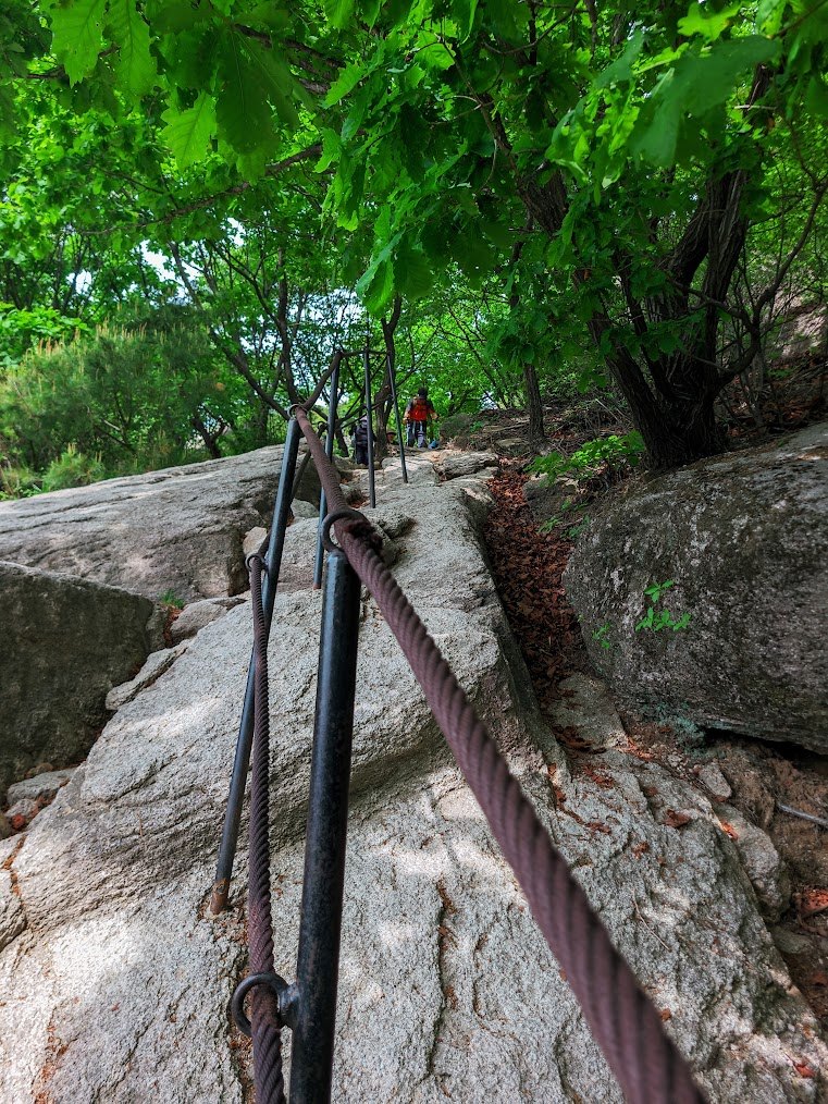 불암산 청암능선의 맑은 초여름4.jpg