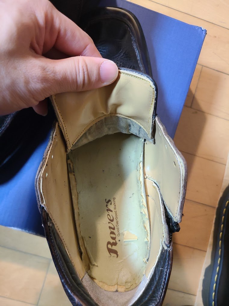 낡은 구두를 어렵게 수선받다 2-1.jpg