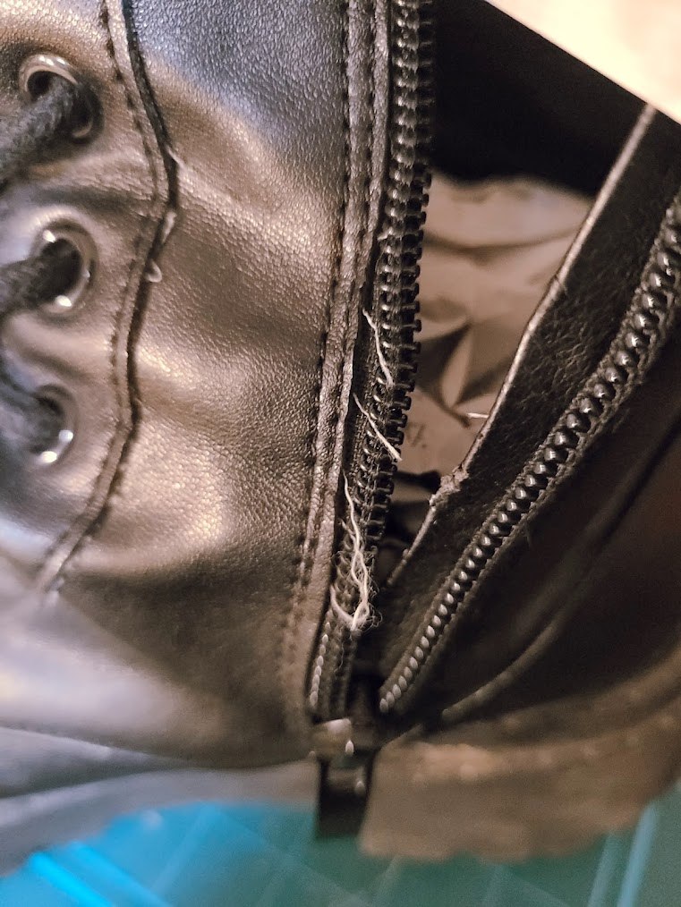 영원치 못한 가짜 가죽과 신발의 지옥 3-3.jpg