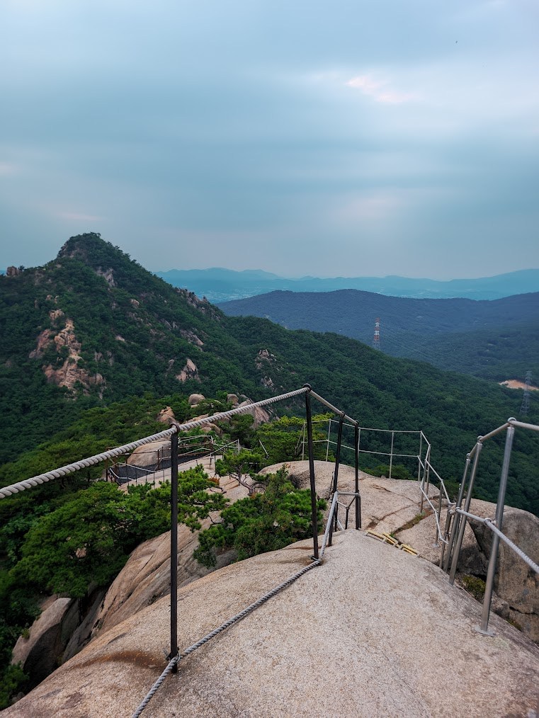 불곡산의 두 가지 맛과 송림 등산화2-1.jpg