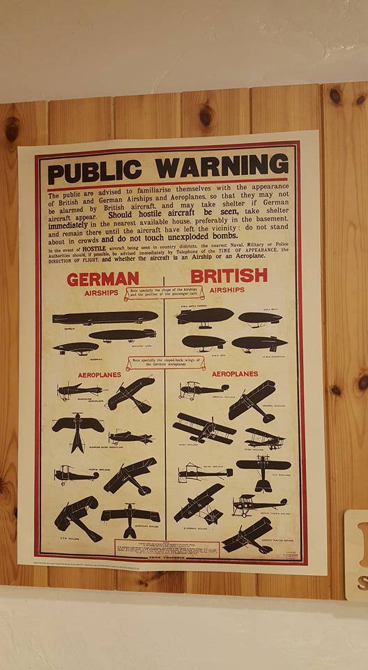 13606442_1041532942550124_5645057090187441873_n 방공 식별.jpg