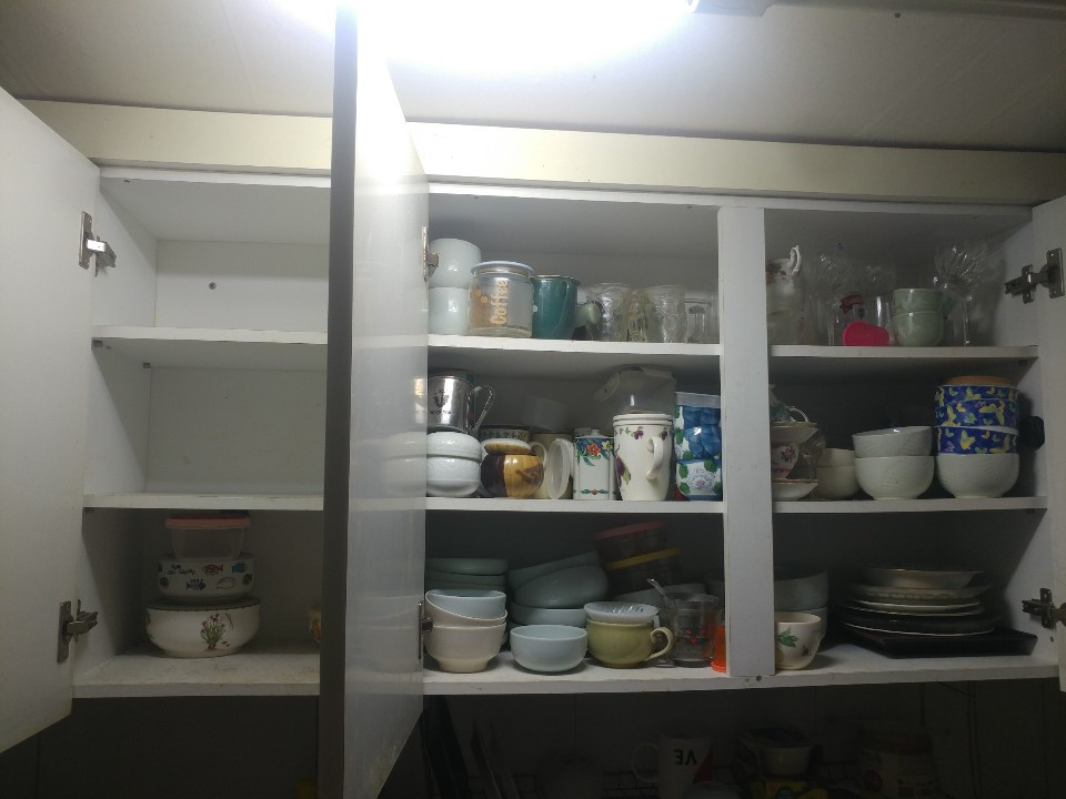 20190726 각종 그릇, 도자기 및 유리컵 등.jpg