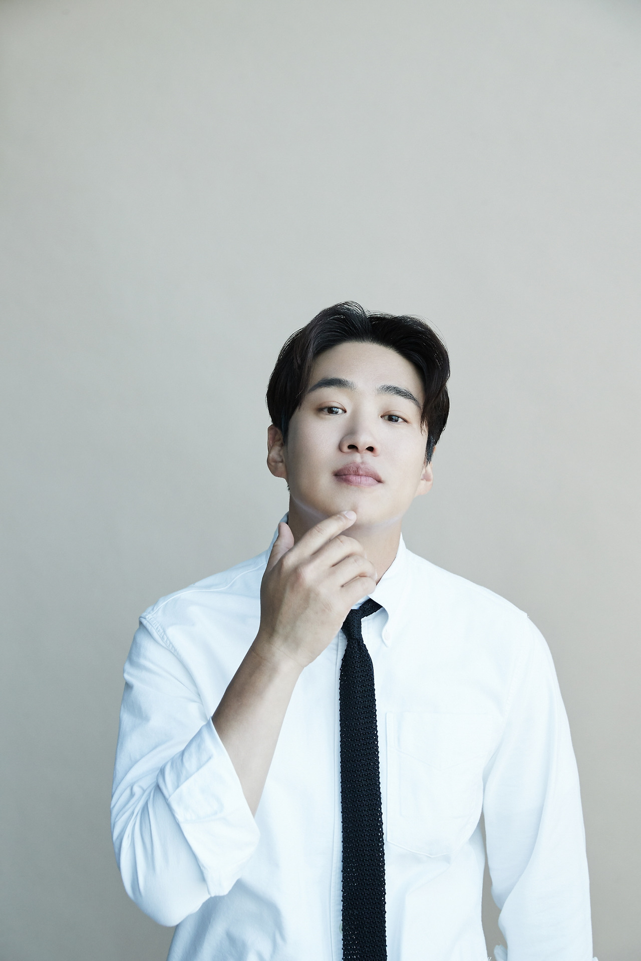 [크기변환]해치지않아_안재홍 인터뷰 사진[제공-제이와이드 컴퍼니] (07).jpg