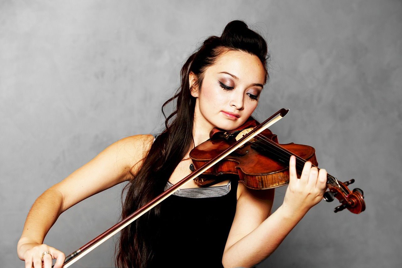 solo-violinist-619154_1280.jpg