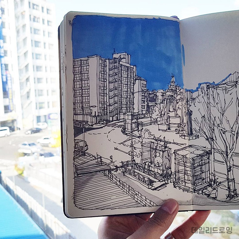데일리드로잉 스케치북016.jpg