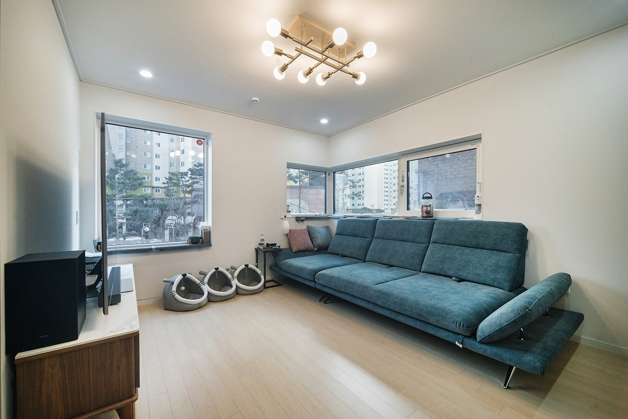 한글브런치완성_외관목재 (7).jpg