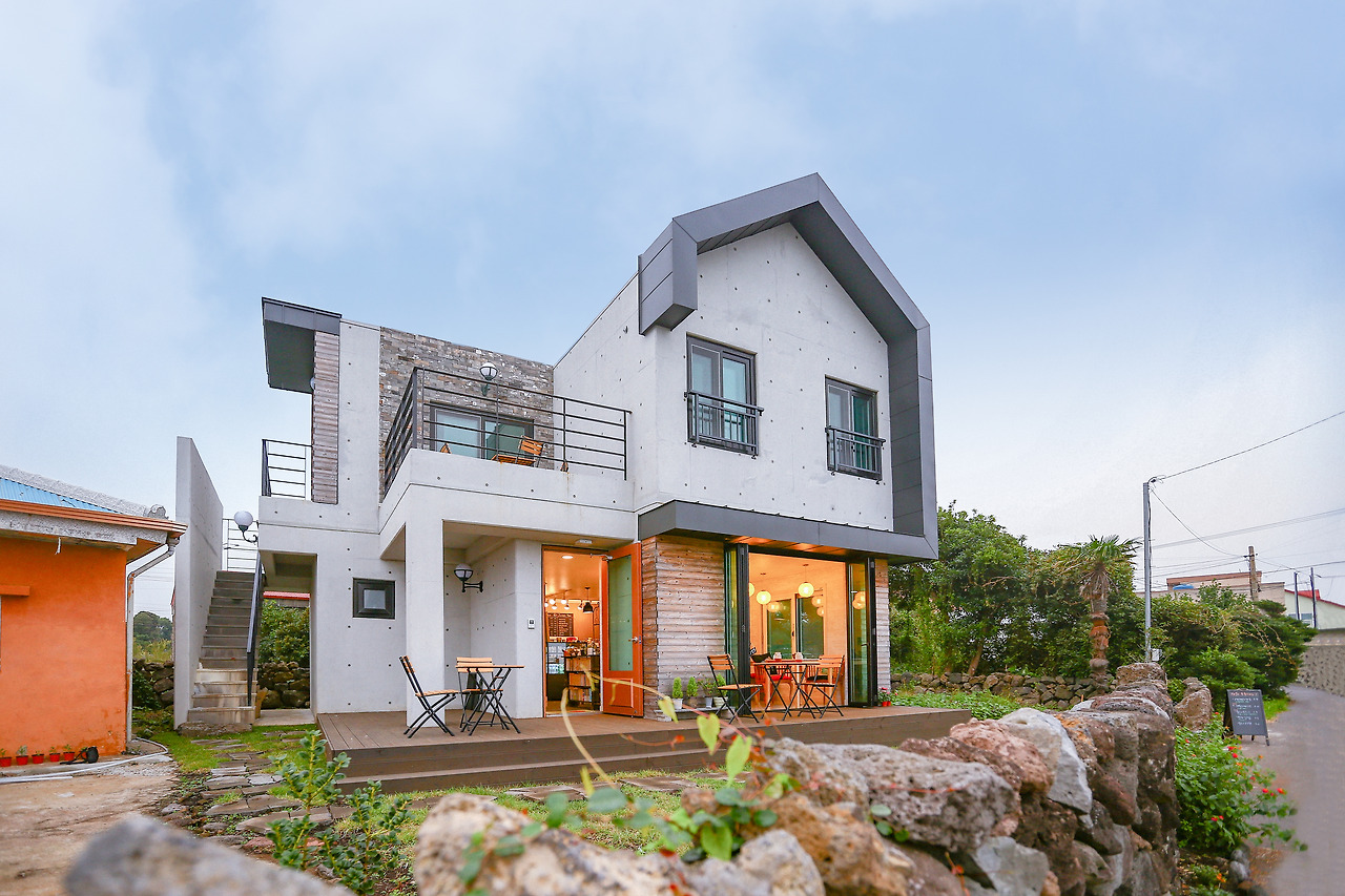 노출콘크리트 전원주택_2.jpg