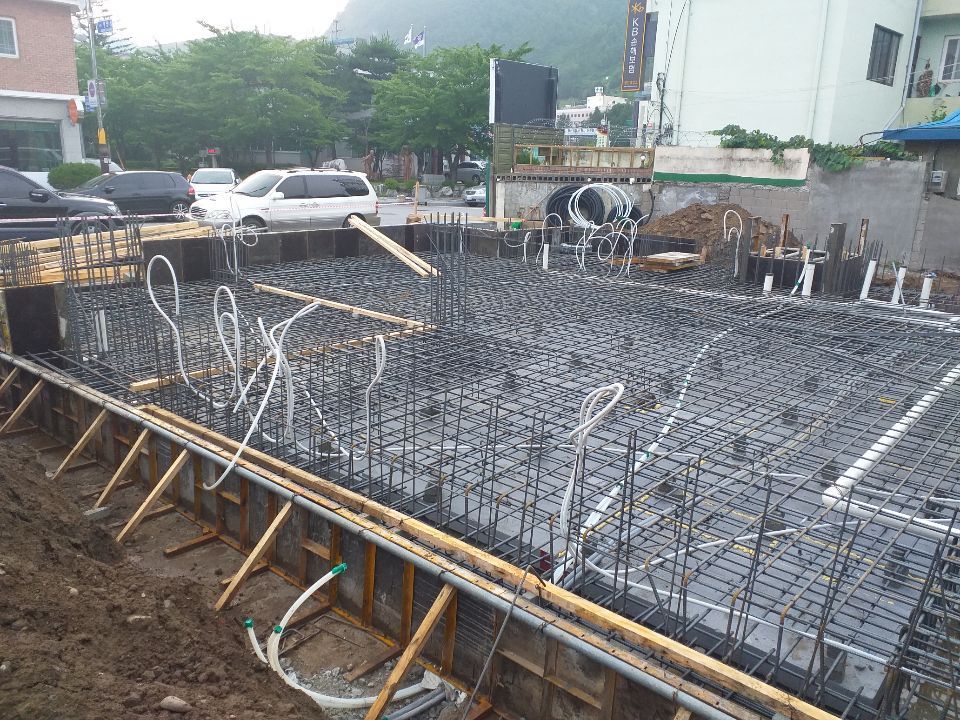 기초 철근, 거푸집 작업.jpg