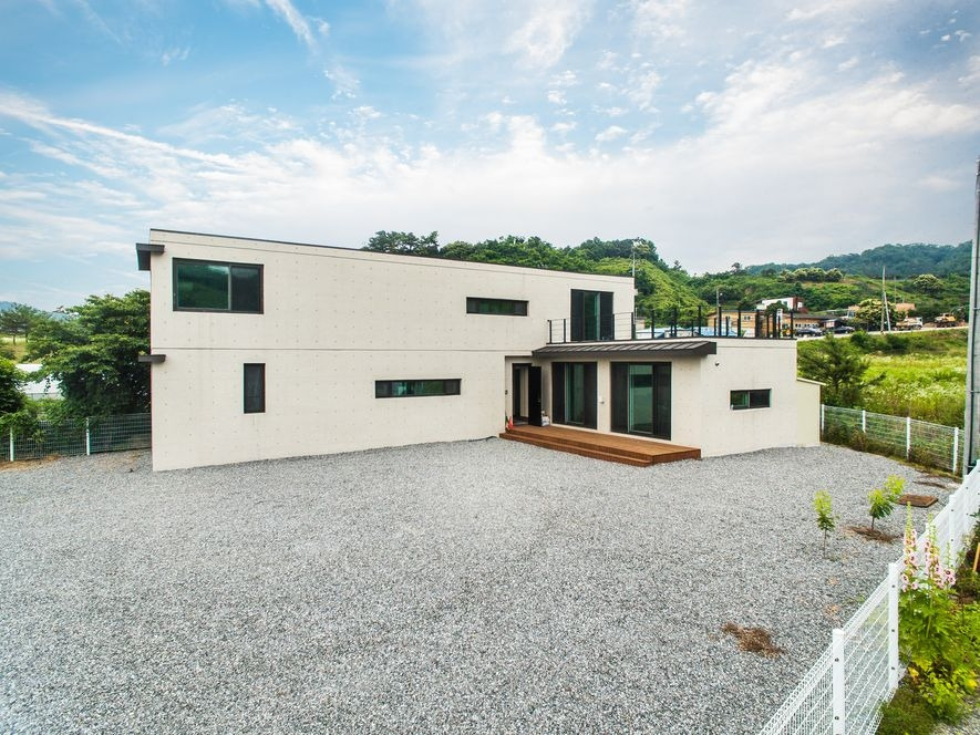 한글브런치 ㄱ자주택이다.jpg