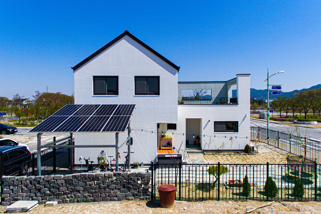 한글브런치_박공지붕_205 (1).jpg