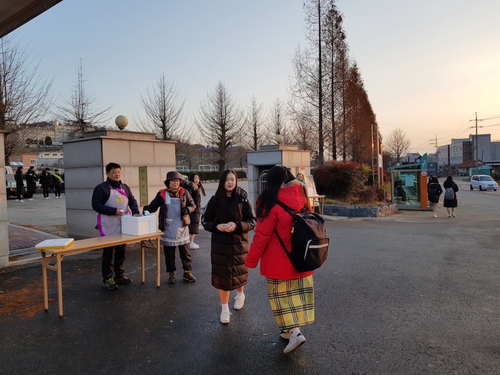 1513556119879 복사본.jpg