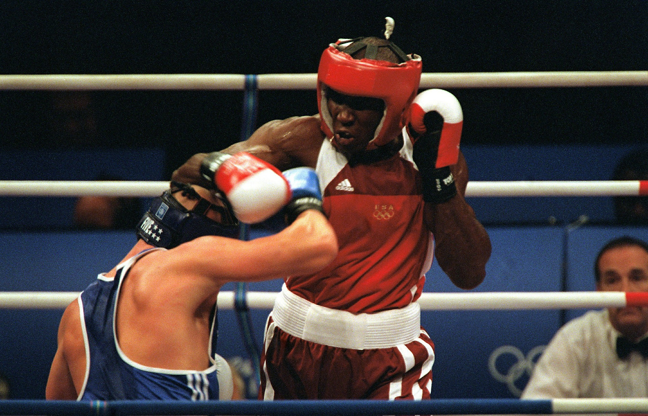 boxers-558156_1920.jpg