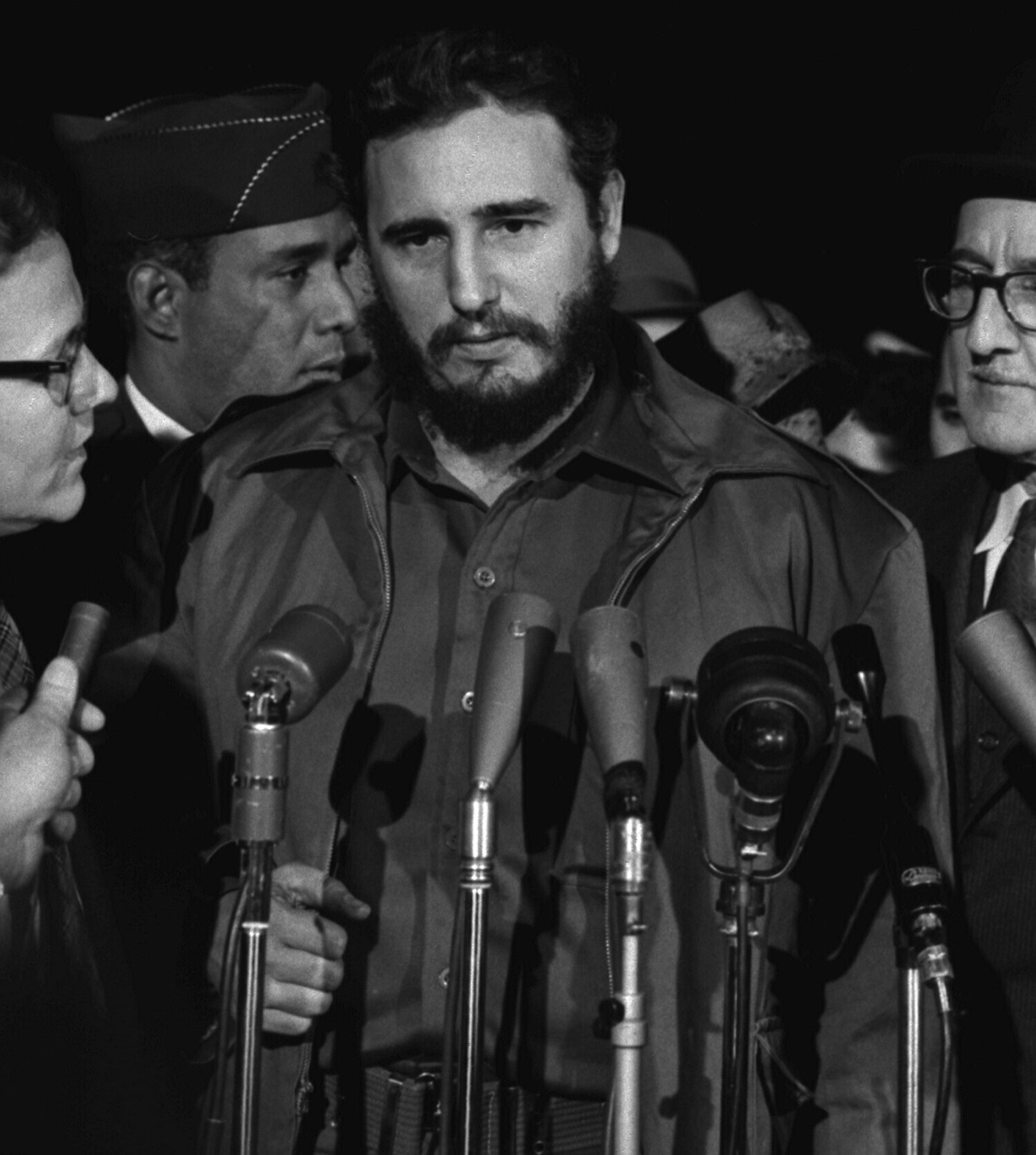 fidel-alejandro-castro-ruz-63039_1920.jpg