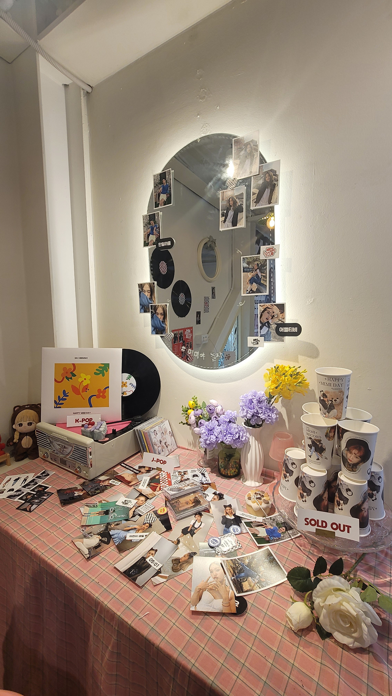 오마이걸_오마이걸 미라클_오마이걸 생일카페_오마이걸 김미미 생일카페_오마이걸 김미현 생일카페_아이돌 생일카페투어 (11).jpg