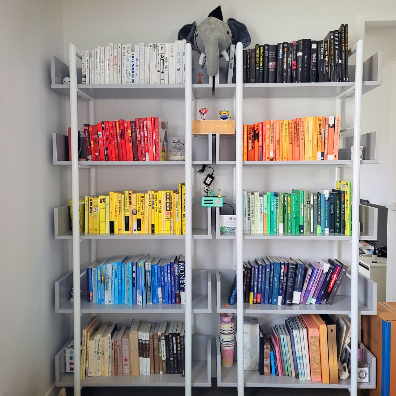 다재다능르코_미니멀리스트_자기만의 방_정리정돈_청소 (10).jpg