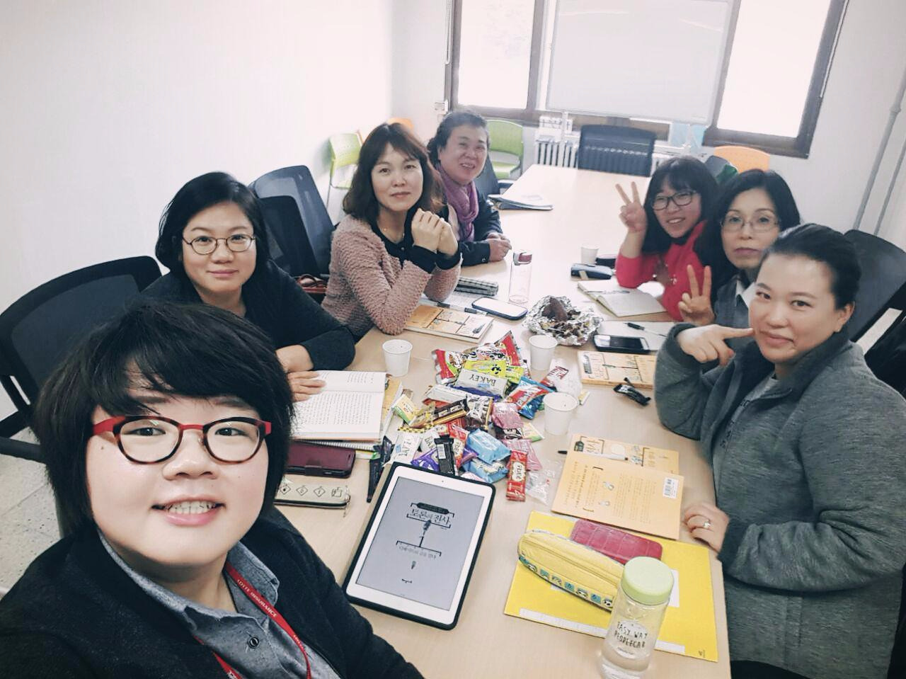 다재다능르코_독서_독서법_메모_메모습관_무지개책장_책장정리_독서습관_책_book_memo_읽기_reading_독서 노하우_독서방법_인생꿀팁_독서중요성_책읽어야하는 이유_독서의 이유 4.jpg