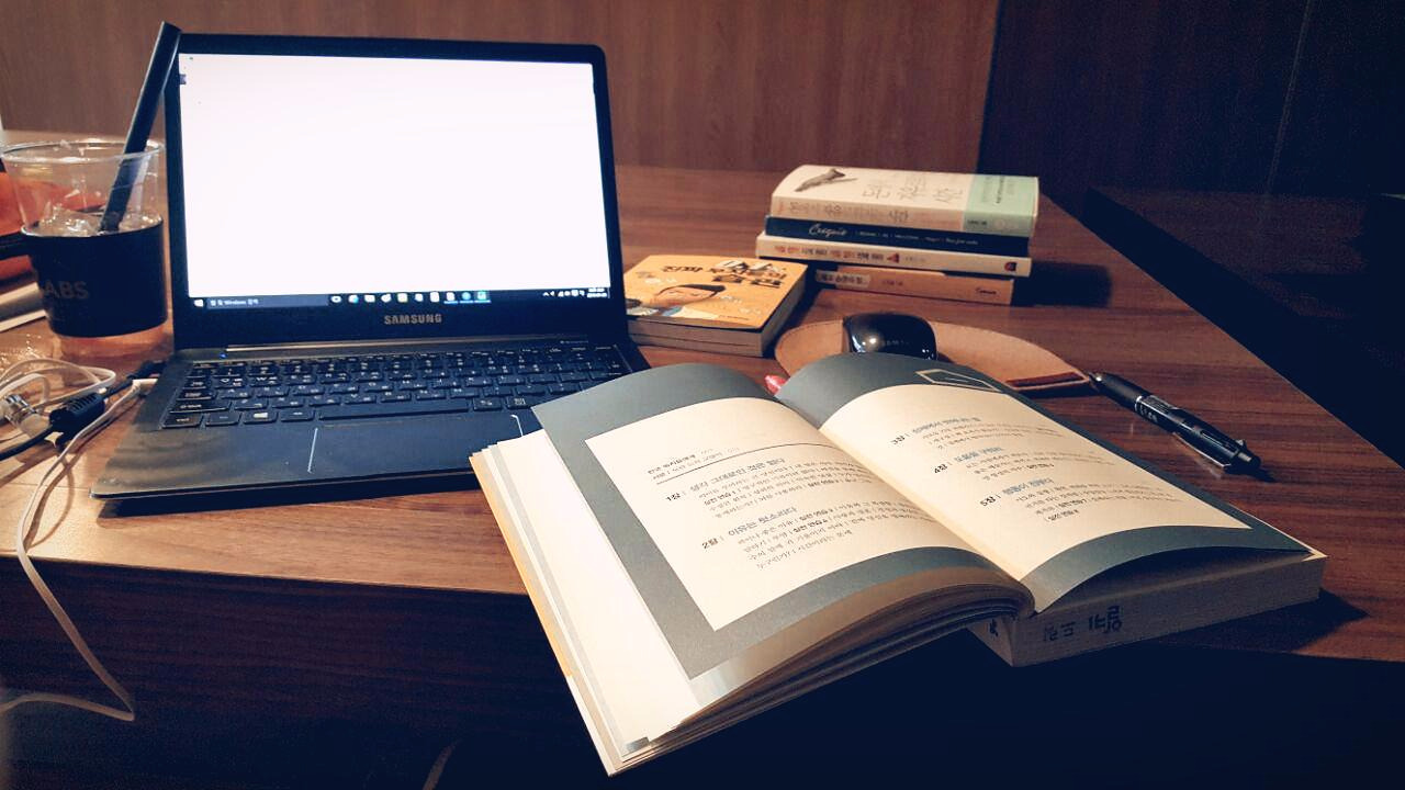 다재다능르코_독서_독서법_메모_메모습관_무지개책장_책장정리_독서습관_책_book_memo_읽기_reading_독서 노하우_독서방법_인생꿀팁_독서중요성_책읽어야하는 이유_독서의 이유 10.jpg