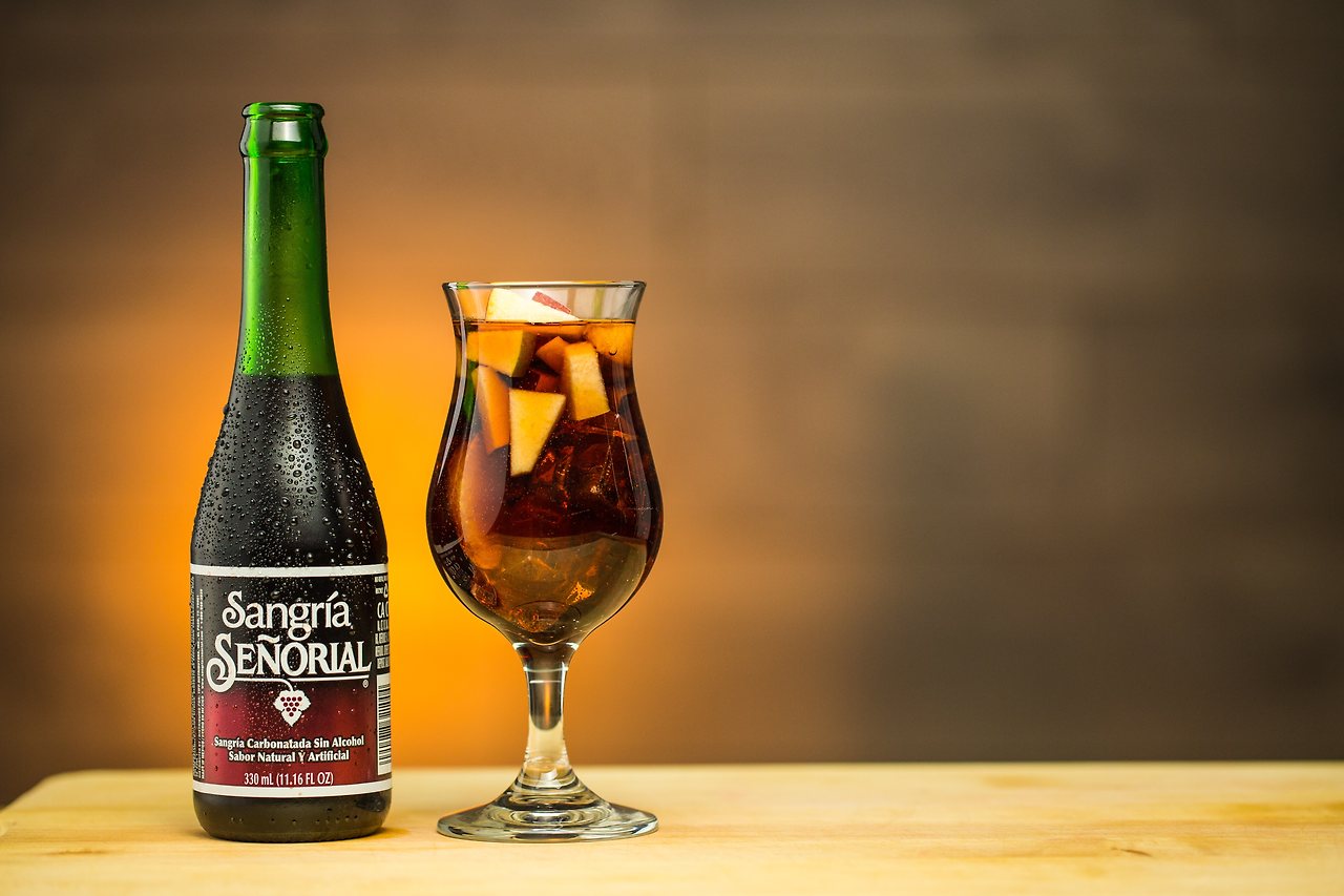sangria-senorial-qfXYcJkPnGI-unsplash.jpg