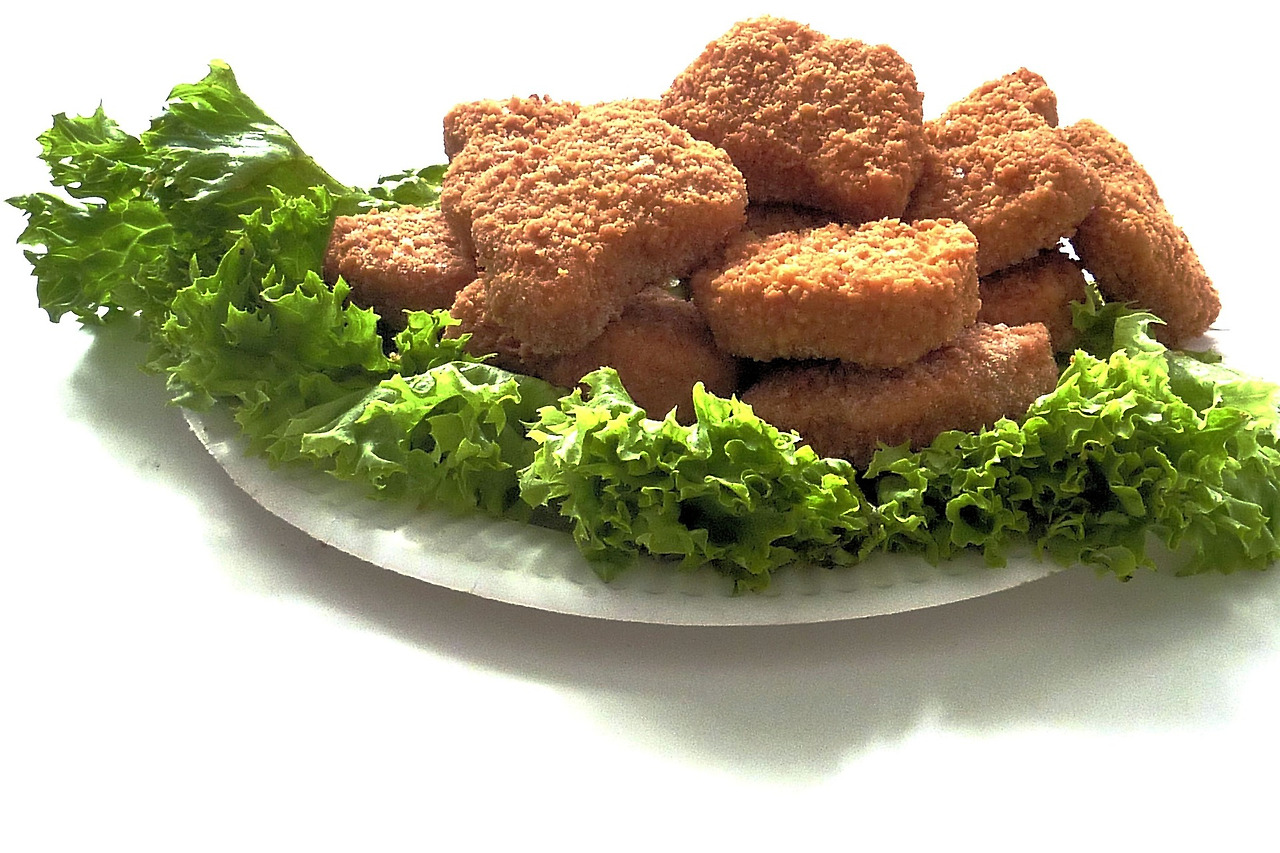 chicken-nuggets-1351329_1920.jpg