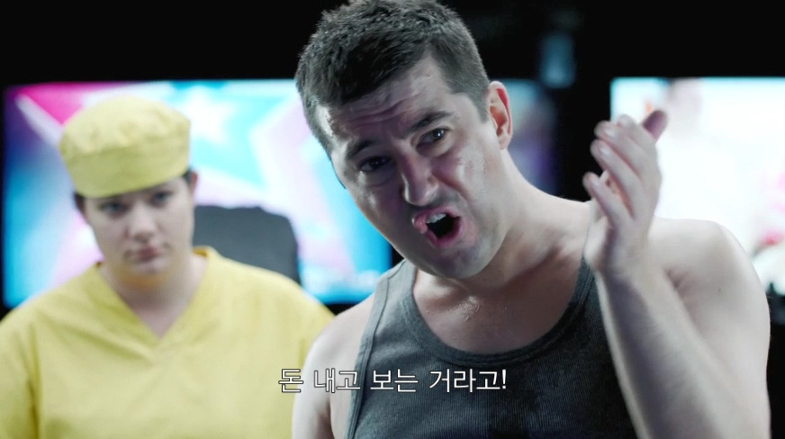 Season1.BLACK MIRROR.2.Fifteen Million Merits 핫샷.mp4_20190626_231204.914.jpg