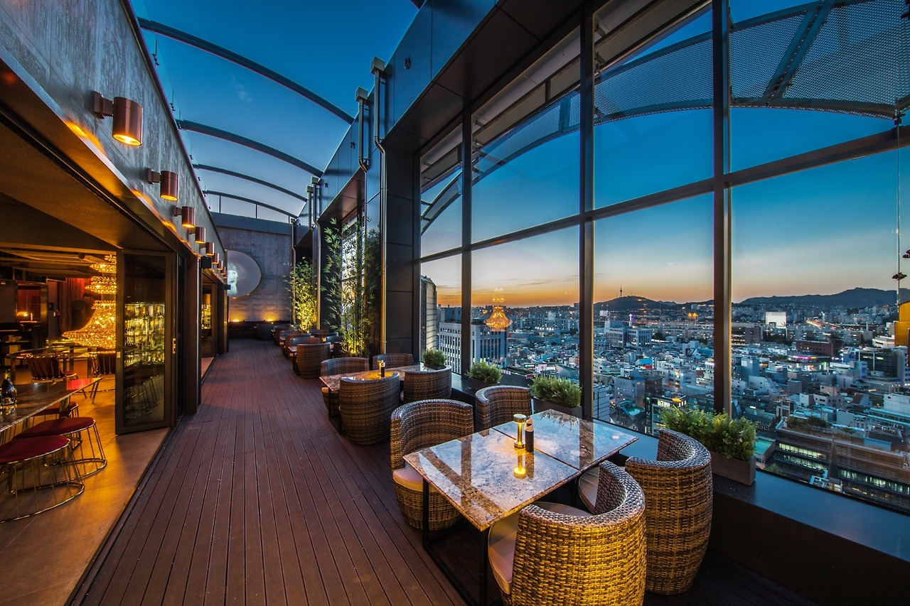 르캬바레도산 낮.jpg