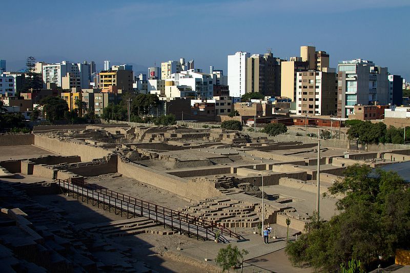 800px-Peru_-_Lima_184_-_Huaca_Pucllana_(6926675266).jpg