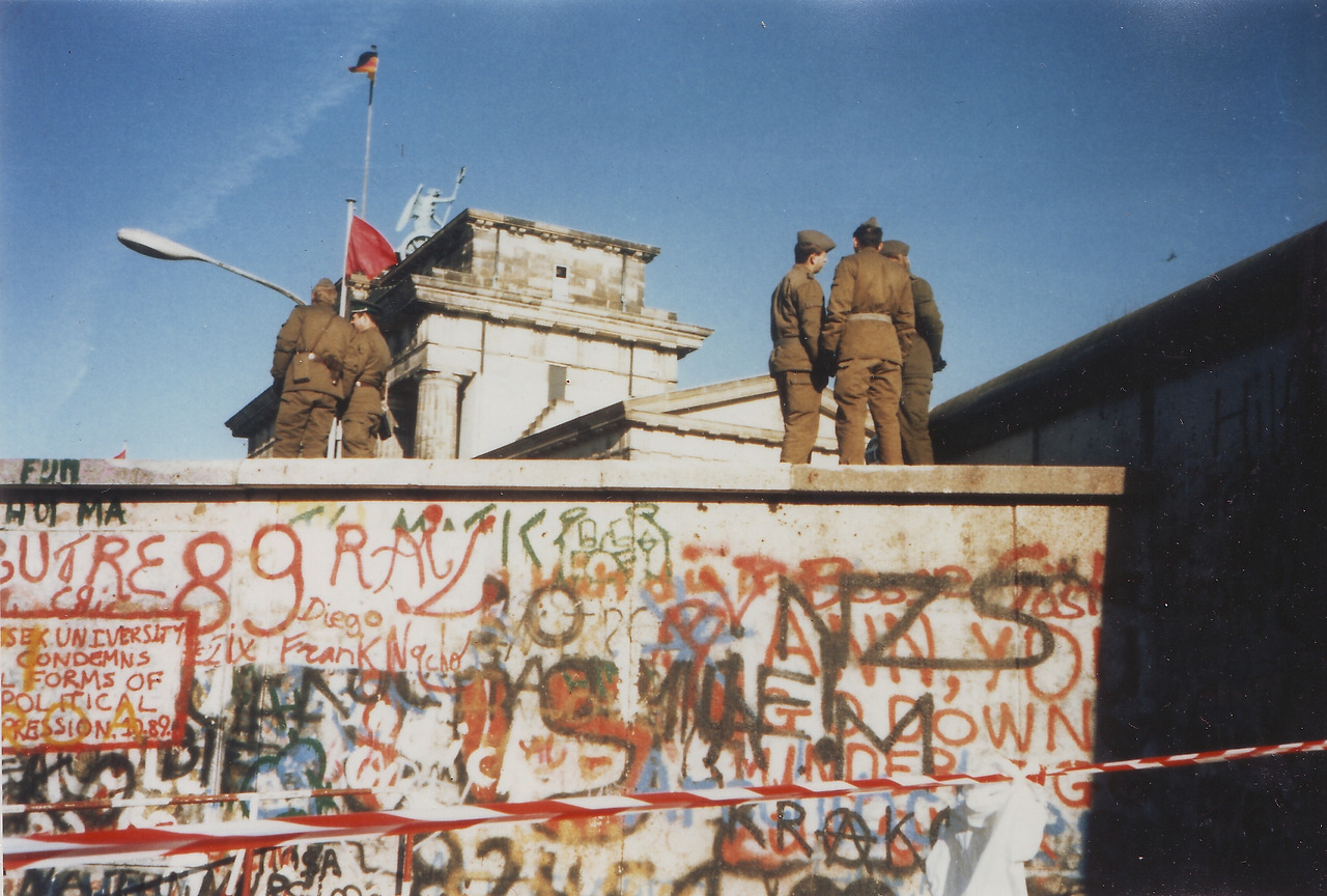 Berlin-wall.jpg