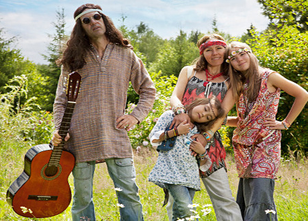 198374-450x323-Hippie-styled-family.jpg