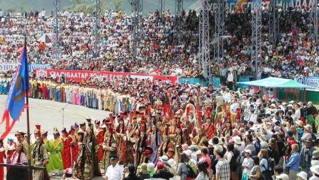 Naadam_festival-Battulga.E-640x361.jpg