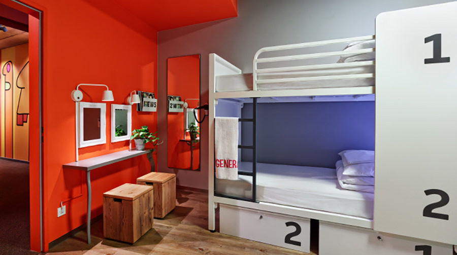 BMI_Rooms_dorm-orange_HR_RGB_Nikolas-Koenig_.jpg