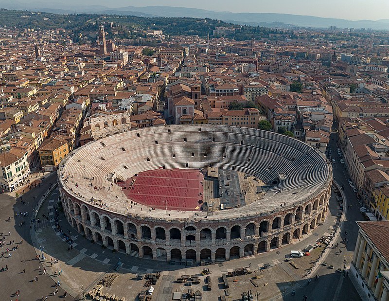 Italy_-_Verona_-_Arena.jpg