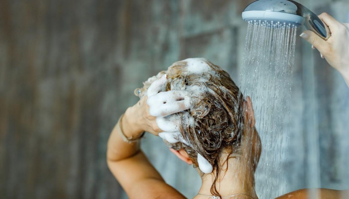 woman-washing-hair-getty-1120.jpg